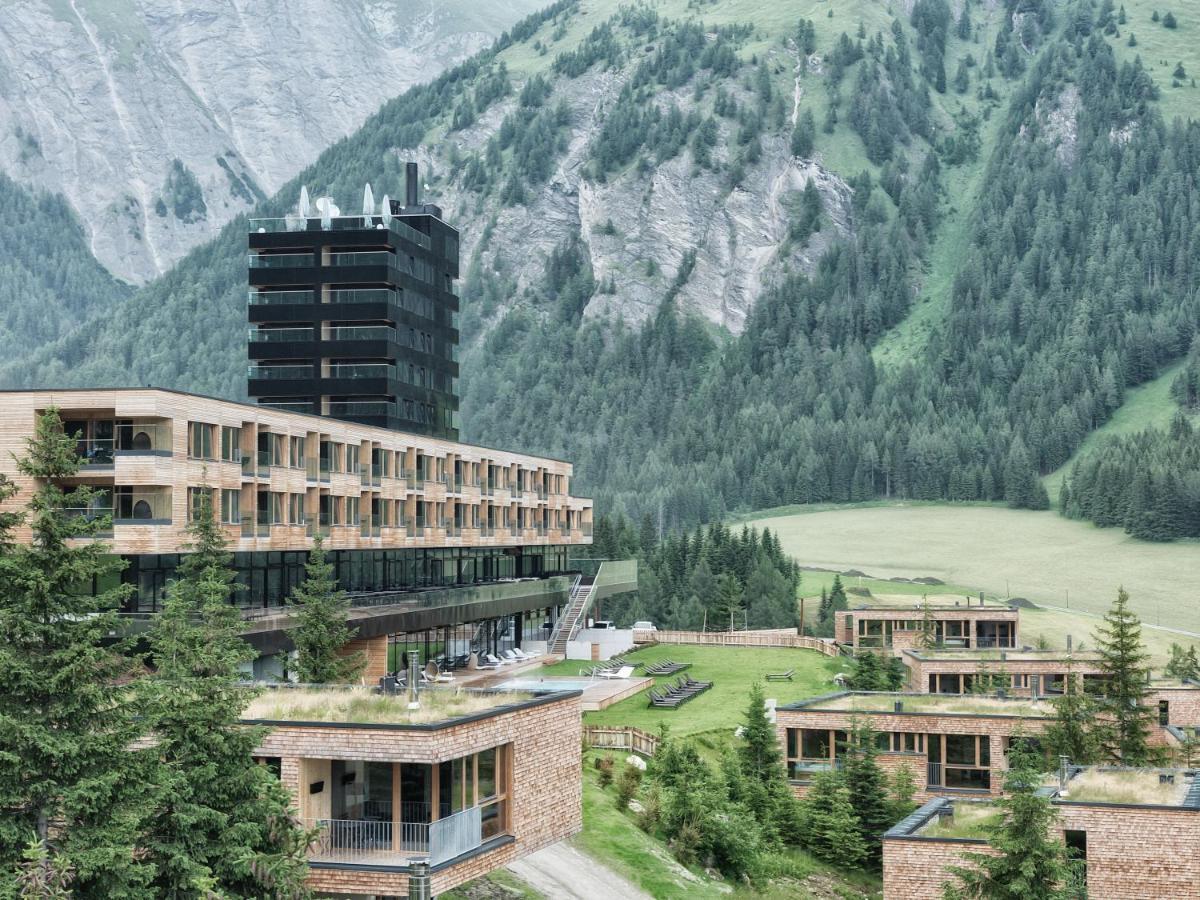Gradonna Mountain Resort Chalets & Hotel Kals-am Großglockner Esterno foto